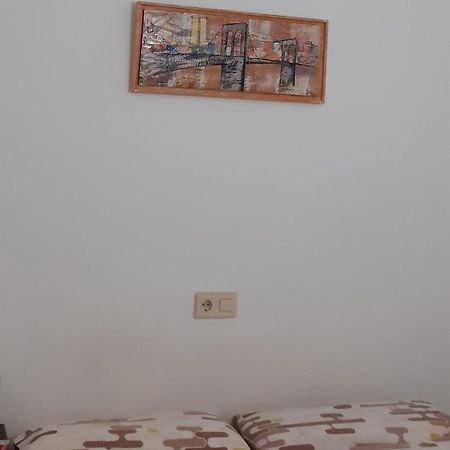Habitacion Doble Privada En Figueres Eksteriør bilde