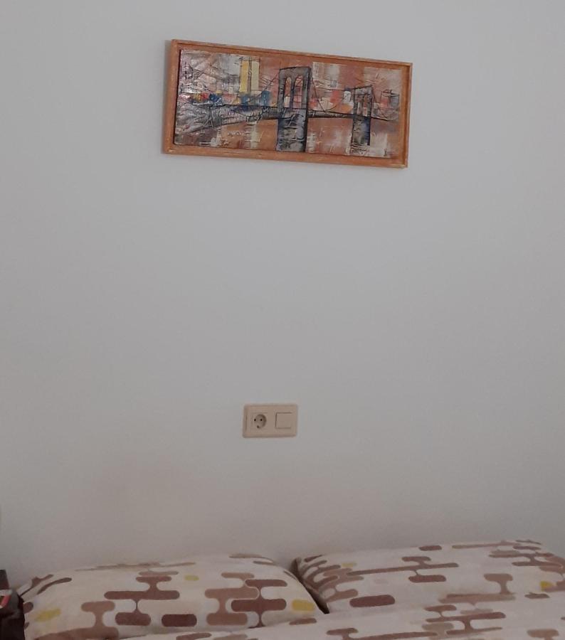 Habitacion Doble Privada En Figueres Eksteriør bilde