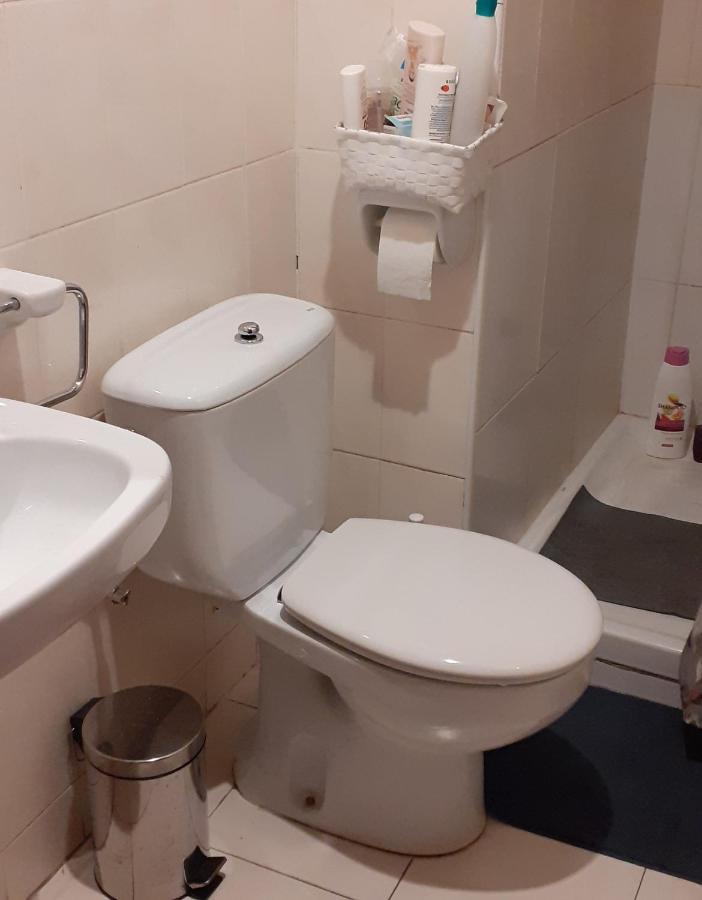Habitacion Doble Privada En Figueres Eksteriør bilde